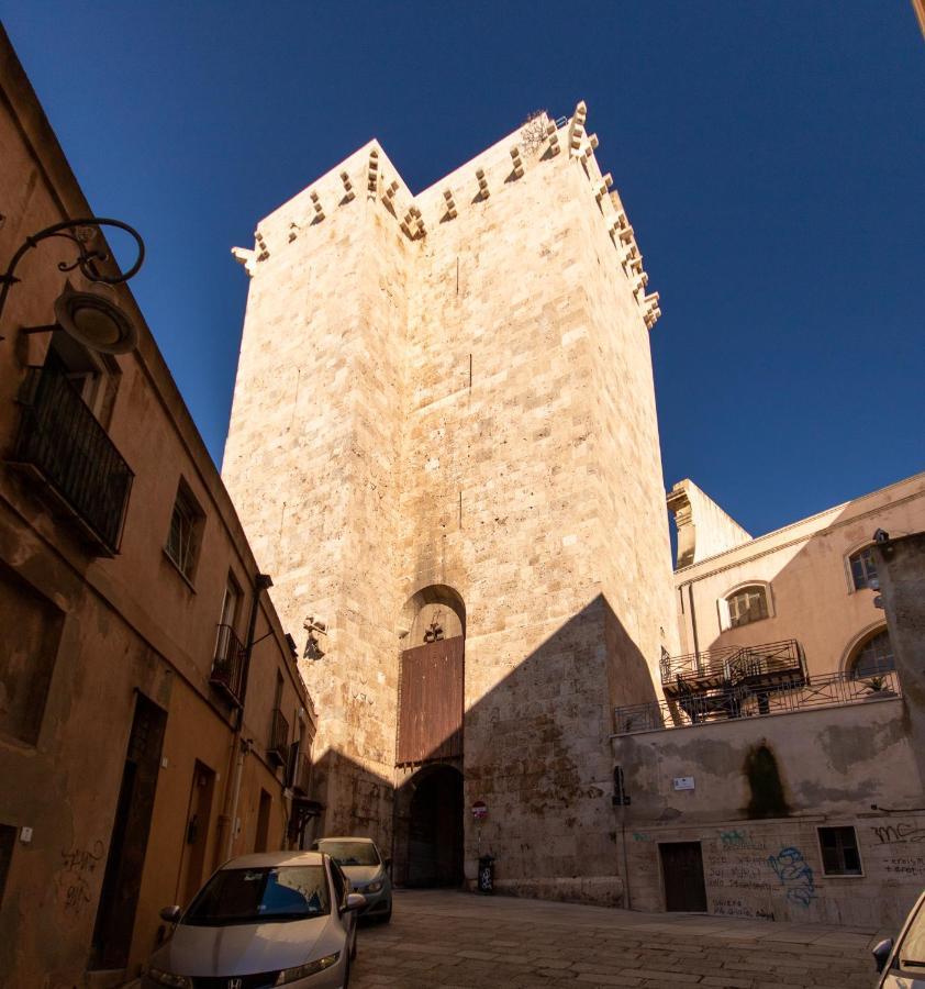 Appartement Le Dame Di Castello à Cagliari Extérieur photo